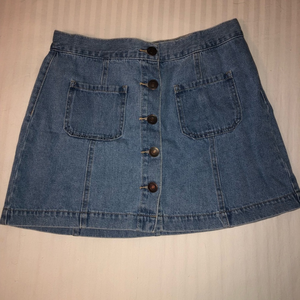 Denim skirt!